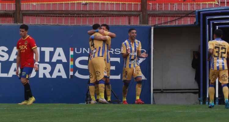 Everton goleó a Unión Española por la Liga de Primera.
