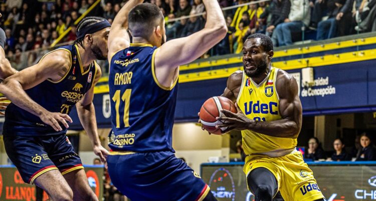 Básquet UdeC tomó ventaja sobre Español en la LNB.
