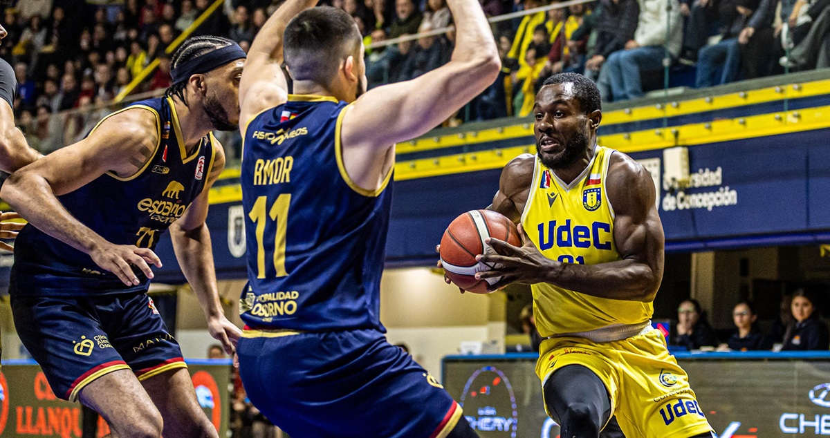Básquet UdeC tomó ventaja sobre Español en la LNB.