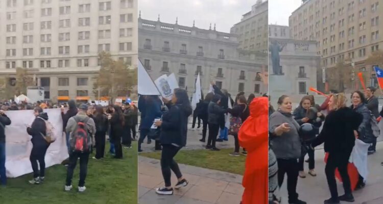 Asistentes de la educación de Santiago se manifiestan fuera a La Moneda