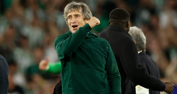 Manuel Pellegrini celebra histórica clasificación del Betis a la final de Conference League.
