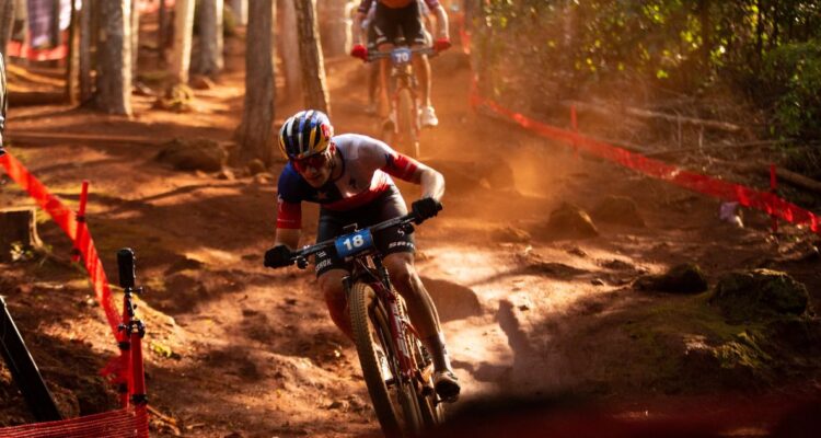 Martín Vidaurre y otro destacado lugar en la UCI Mountain Bike Series