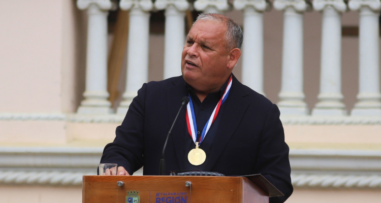 Mundaca defiende aportes a club de pareja de Boric y tacha de “miserable” las sospechas sobre estos