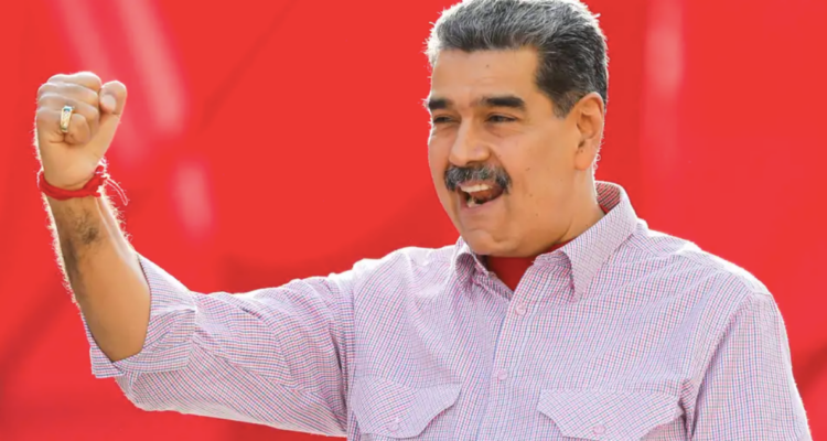 Maduro promete subir las pensiones en Venezuela a 50 dólares mensuales
