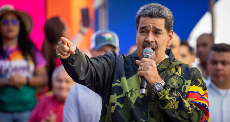 Maduro pide que nadie meta sus narices en disputa territorial con Guyana