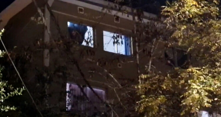 Niña de 7 años cae desde quinto piso en La Florida: PDI indaga el hecho