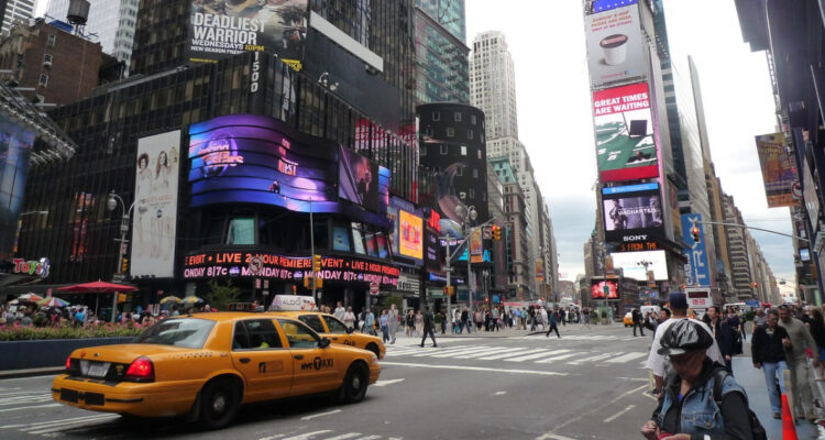 Seis de cada 10 neoyorquinos de más de 70 años no tienen ingresos para jubilarse