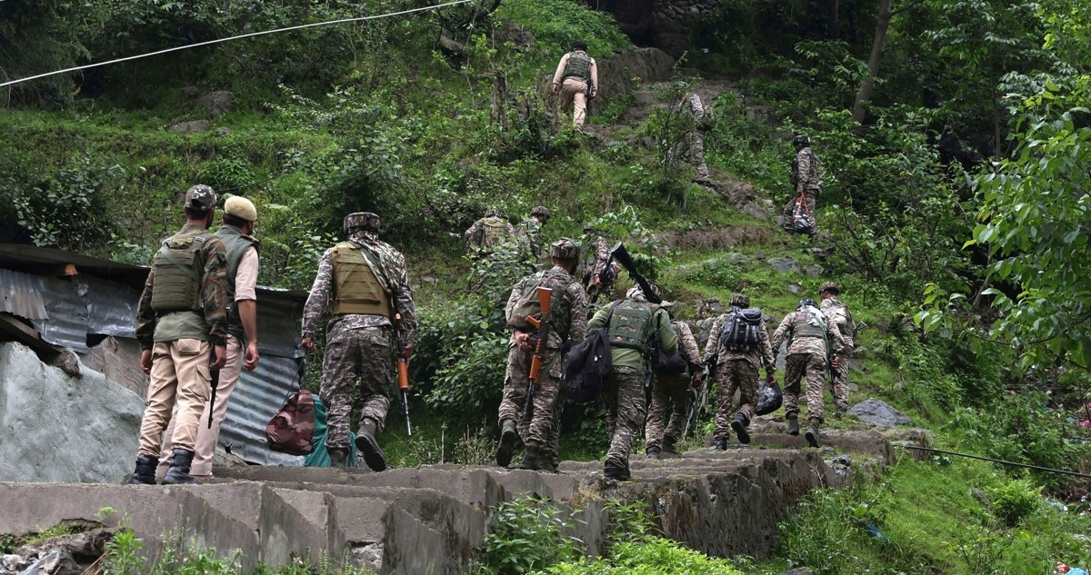 Pakistán lamenta “conducta imprudente” de India que los acerca a un “conflicto mayor”