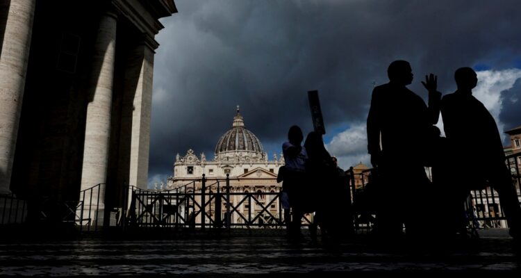 Parolin y Tagle, los grandes favoritos “papables” del cónclave… pero puede haber una sorpresa