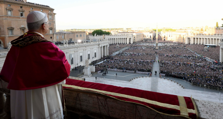 Por qué los papas cambian de nombre al asumir: ocurrió con el papa León XIV y Francisco