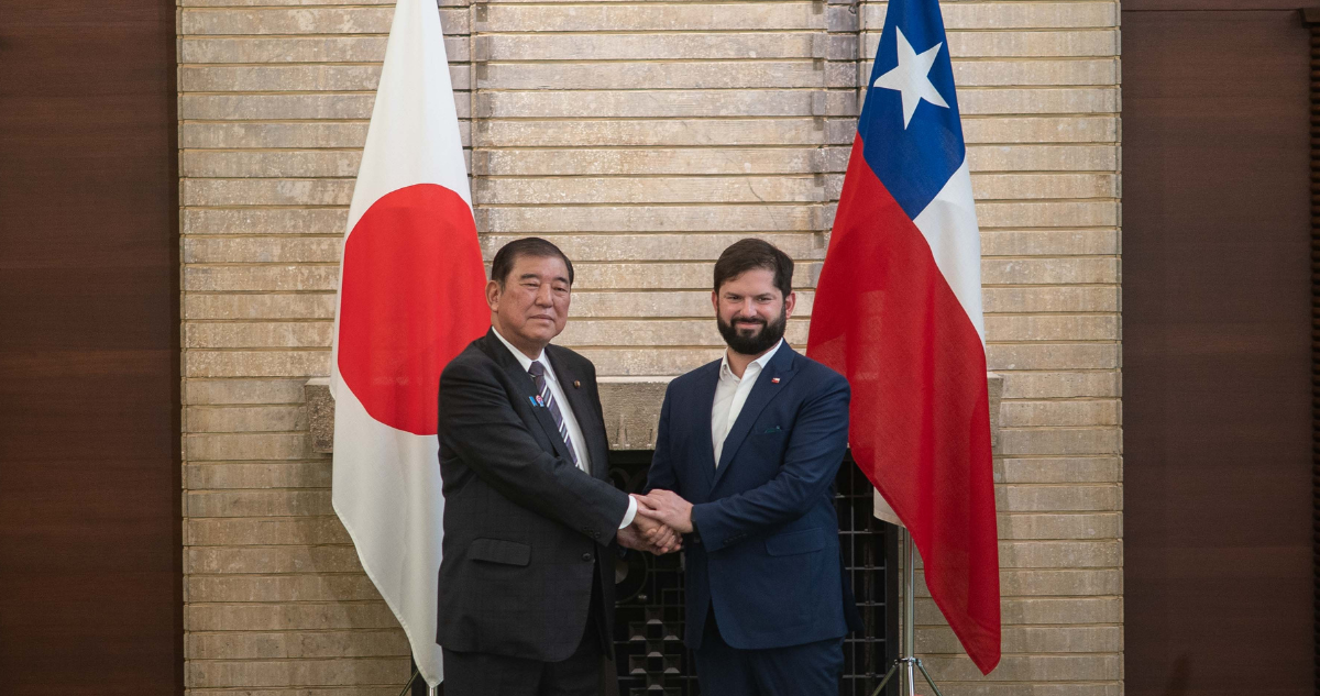 Pdte. Boric se reúne con primer ministro de Japón en Tokio, con foco en la cooperación comercial