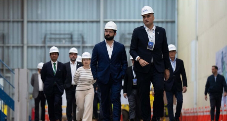 Boric en inauguración de planta Michelin