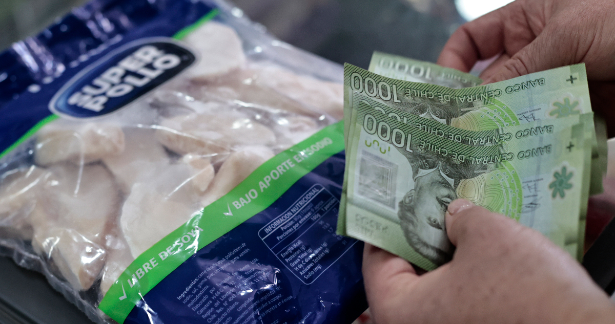 Gobierno descarta alza del precio del pollo