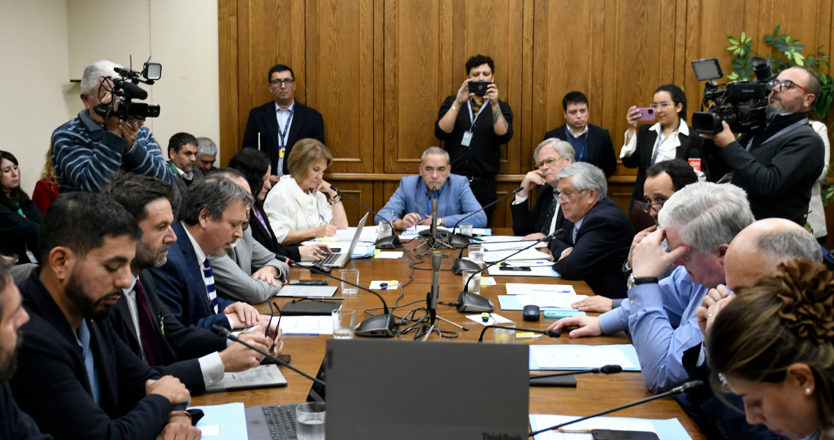 Por datos falsos de fraccionamiento: presentan proyecto que exige jurar antes de exponer en comisiones