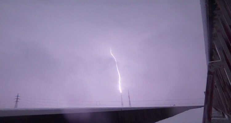 Rayo que se formó después del destello de rayos gamma