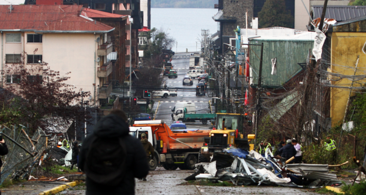 Tornado en Puerto Varas: alcalde llama a la “paciencia” ante regreso a clases de 11 mil alumnos