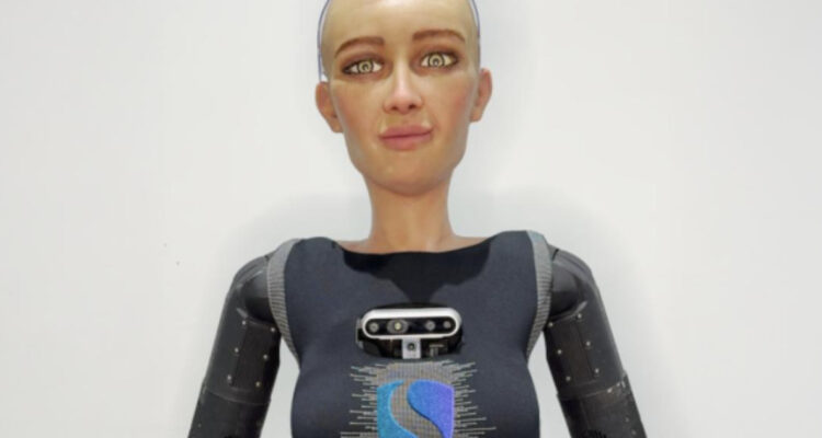 Robot RIA, que se presentará en el Singularity Summit Chile 2025