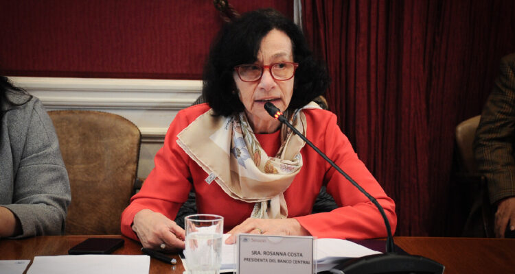¿Cuándo baja la tasa? Presidenta del Banco Central advierte de no ir “muy rápido o muy lento”