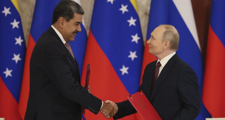 Nicolás Maduro y Vladimir Putin