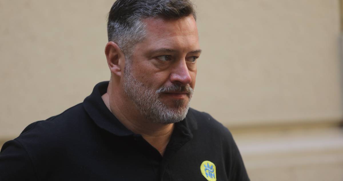 Sichel revela supuesta minuta para defender licencias médicas usadas para viajar al extranjero