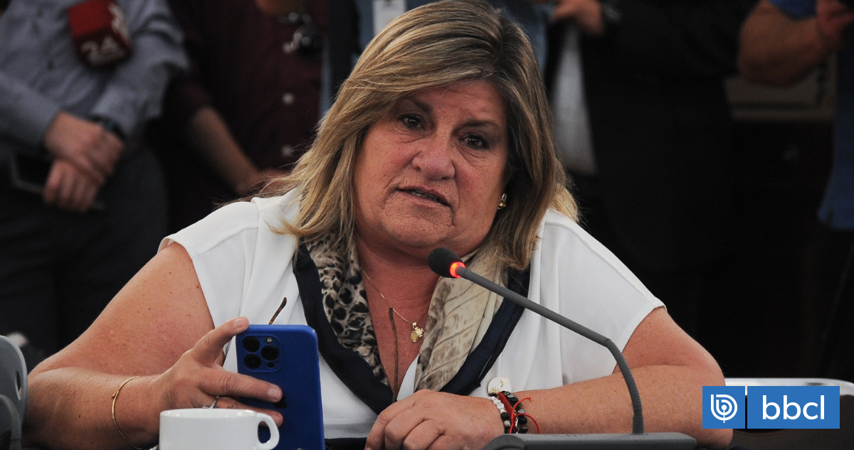 Gloria Naveillán denuncia traición en Comisión para la Paz