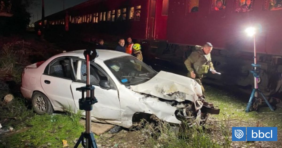 Tren del Recuerdo colisiona con vehículo en Maipú: un llamado a la seguridad vial