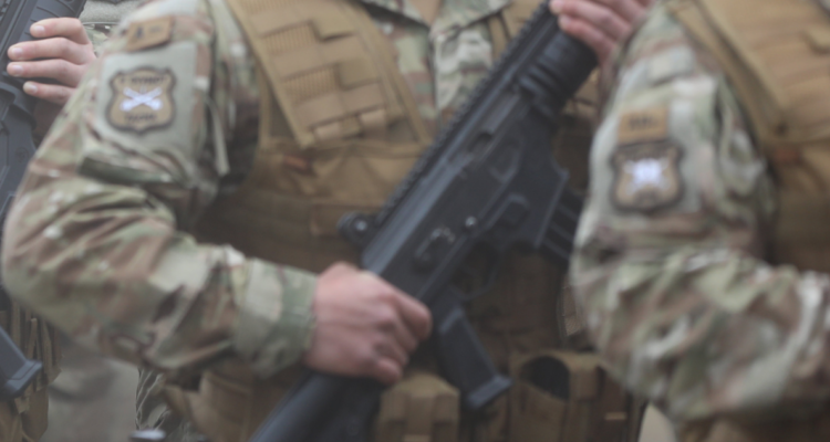 Imagen de referencia de soldado por muerte de conscripto en Valdivia