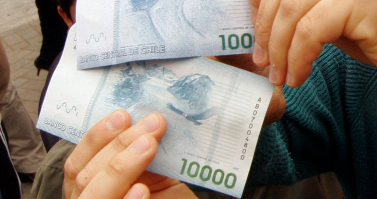 Qué pasará y cómo se pagará el reajuste del nuevo salario sueldo mínimo de mayo 2025 según la ley en Chile si se aprueba el pago.
