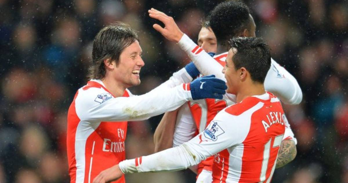 Tomas Rosicky en el Arsenal con Alexis Sánchez