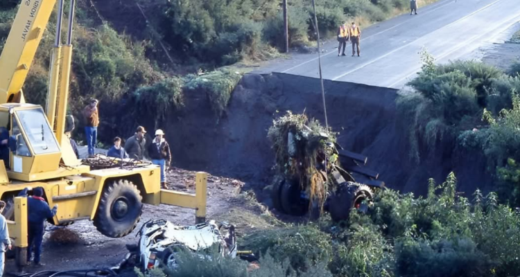 Retiro de auto tras tragedia de Estero Minte en Puerto Varas