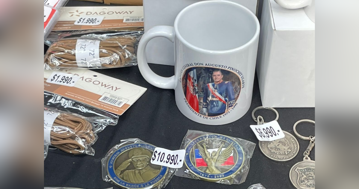 Tras vender artículos con imagen de Pinochet Escuela Militar culpa a exalumnos y anuncia medidas