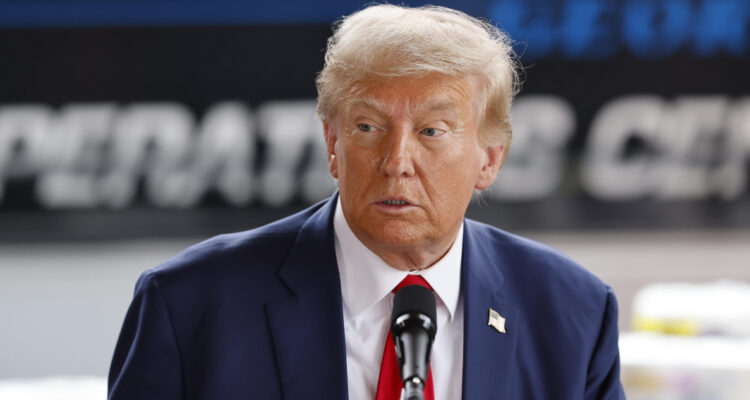 Trump se abre a rebajarle los aranceles a China, pero le pide a Pekín abrir su mercado