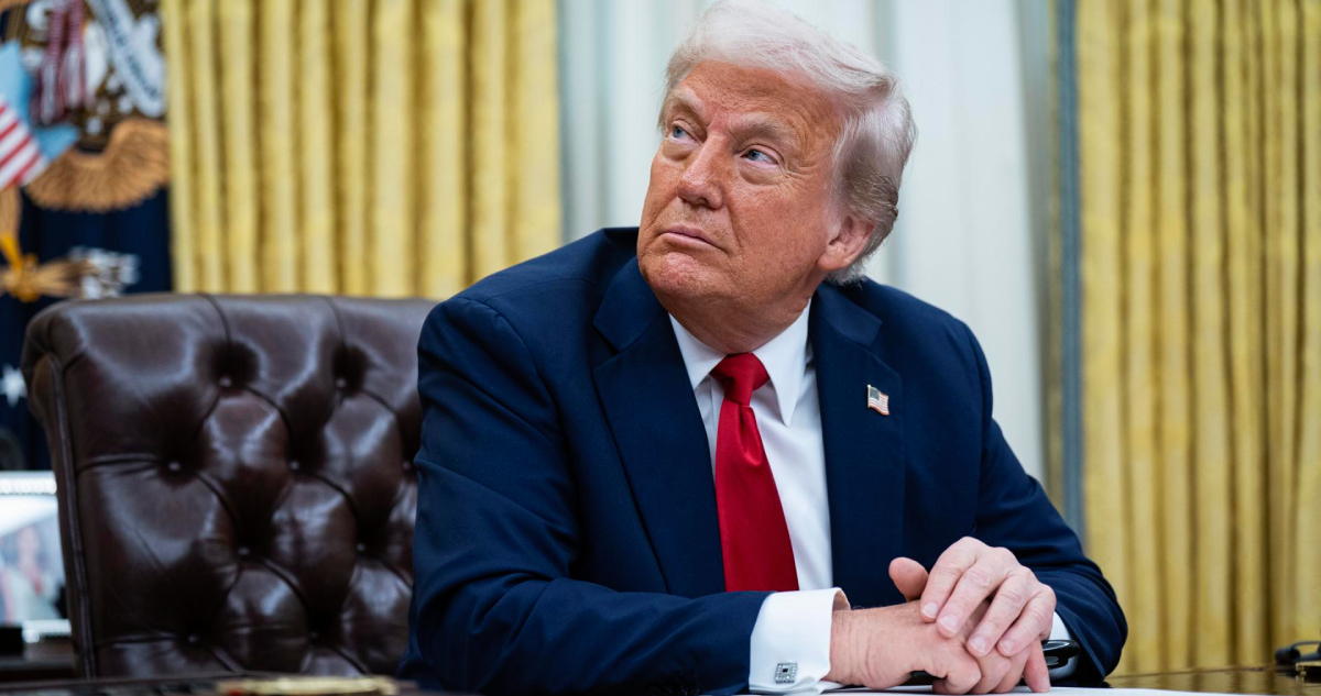 Respiro para Trump: suspenden temporalmente el “portazo” judicial que declaró ilegal los aranceles