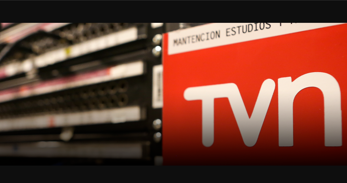 A TVN se le nublaría más la pantalla: Sindicatos podrían ir a huelga y canal quedaría sin transmisión