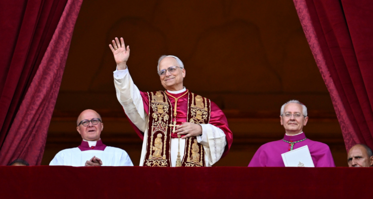 Cardenal estadounidense Robert Prevost se convierte en papa León XIV: tiene nacionalidad peruana