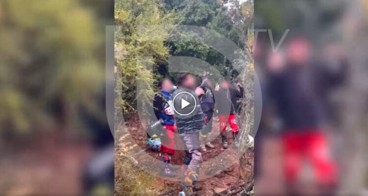 VIDEOS | El momento en que club de motoqueros encontró avioneta accidentada y avisó a autoridades