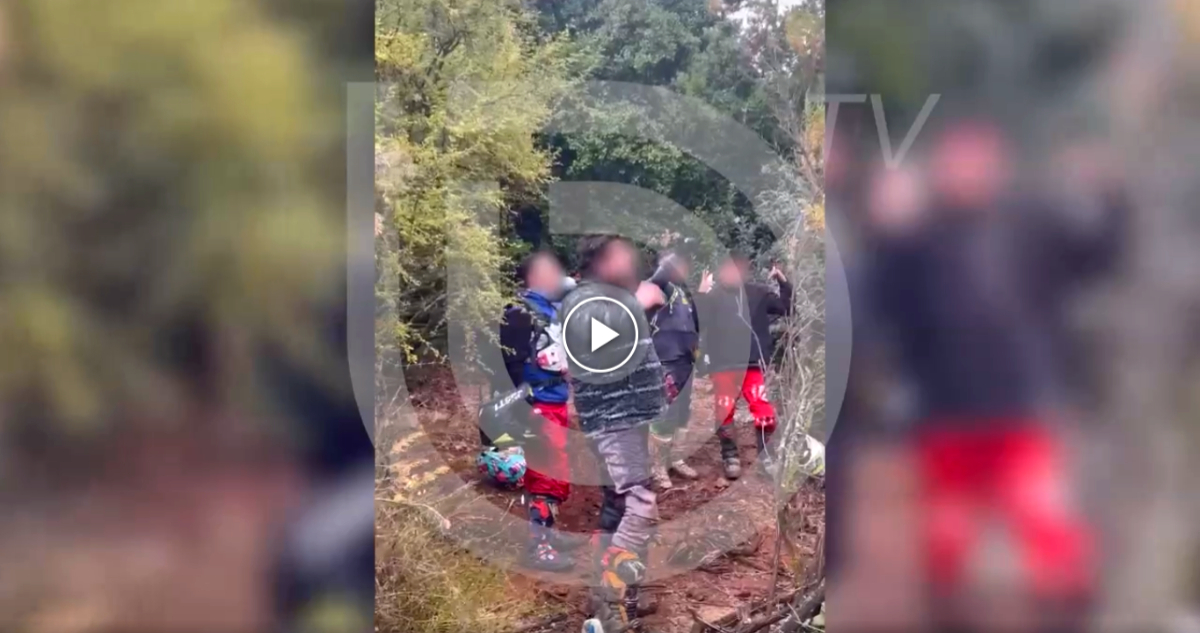 VIDEOS | El momento en que club de motoqueros encontró avioneta accidentada y avisó a autoridades
