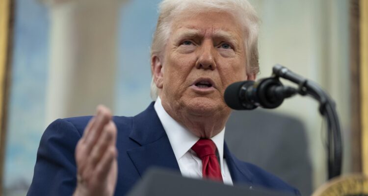 Donald Trump advierte a iraníes: “Todos deberían evacuar Teherán de inmediato”