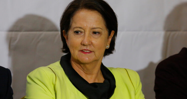 Soledad Alvear deja Amarillos tras decisión del partido de apoyar a Matthei: “No voto por la derecha”