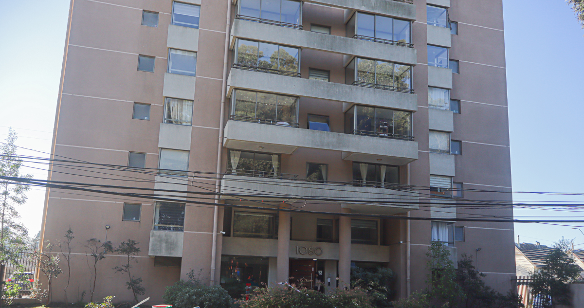 Actualizan estado de menor que cayó desde piso 13 de edificio en San Pedro de la Paz