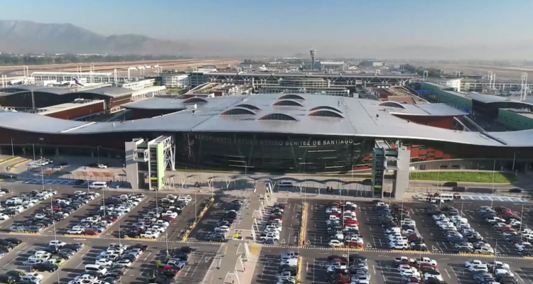 Presentan plan de modernización del Aeropuerto de Santiago: estiman 125 operaciones por hora en 2050