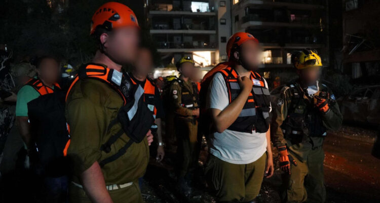 Al menos 13 personas heridas, dos de gravedad, deja escalada de ataques de Irán sobre Israel