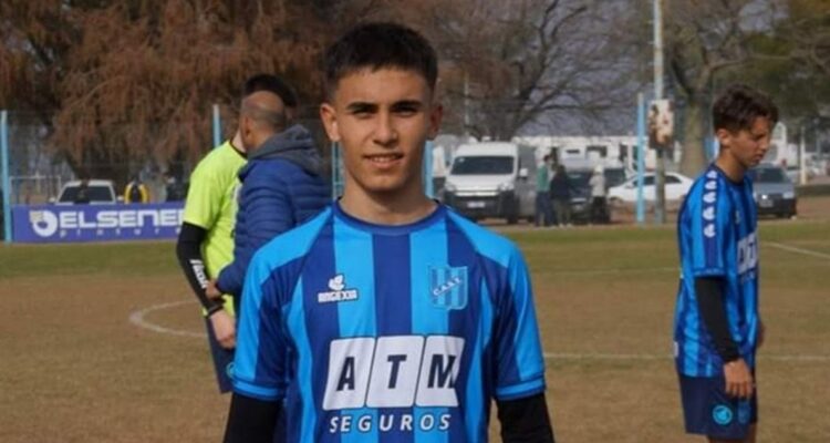 Camilo Nuin falleció a los 18 años mientras le operaban la rodilla.