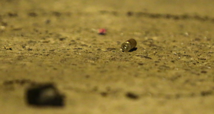 Casquillo de bala por balacera en estacionamiento de discoteca en Quillota