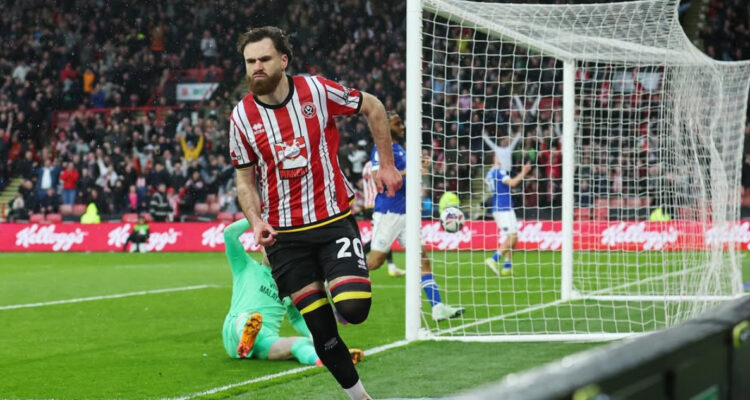 Ben Brereton jugando para el Southampton