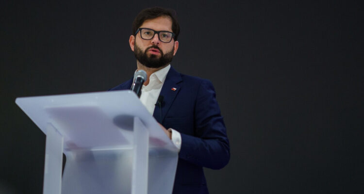 Boric: “No estoy para dejar contento al gran empresariado” y tener diferencias “no me parece insulto”