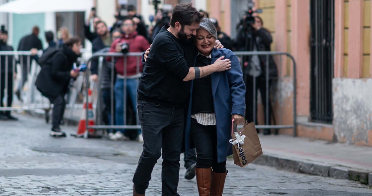 Jara se reúne con Presidente Boric: “Me dio varios consejos, sobre todo de cómo enfrentar la campaña”
