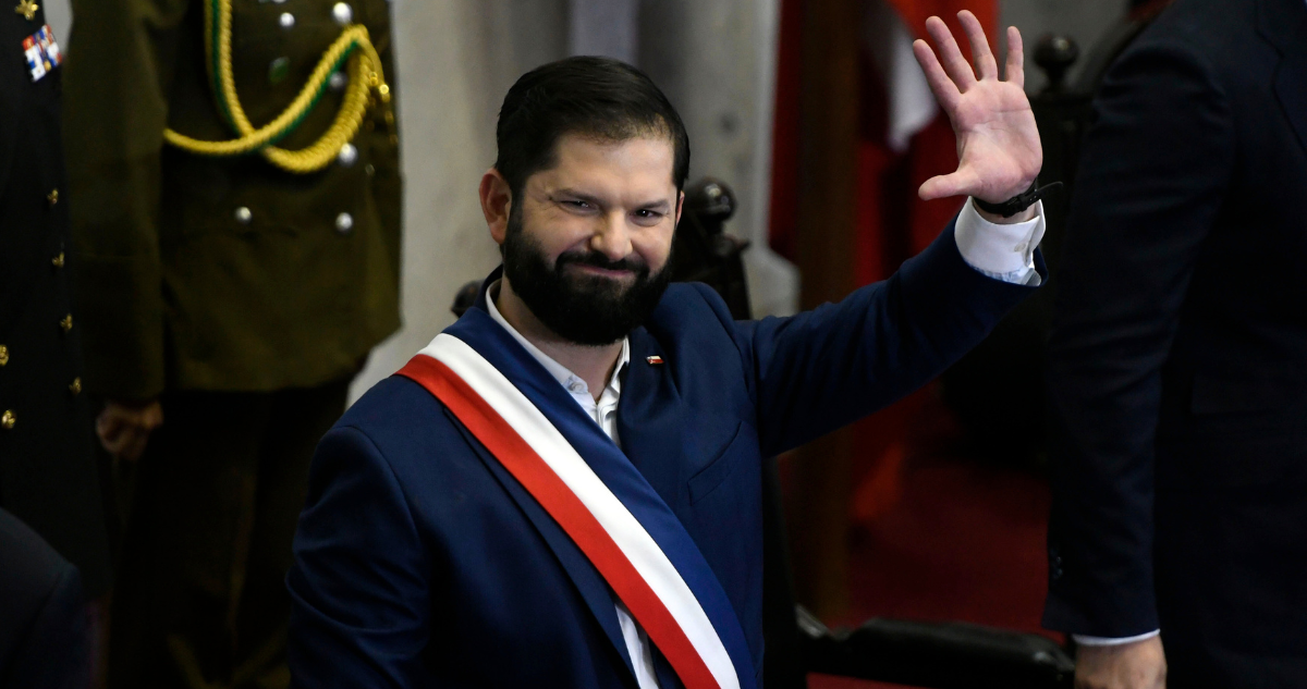 Boric se tomará 5 días por nacimiento de Violeta: “No dejaré de cumplir con mis responsabilidades”
