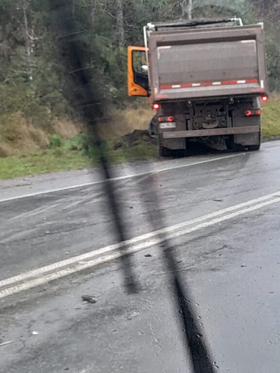 Camión en accidente en Valdivia
