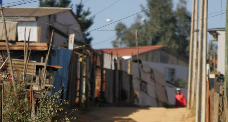 Campamentos aumentan un 17% en Los Lagos: región lidera la cifra en el sur de Chile